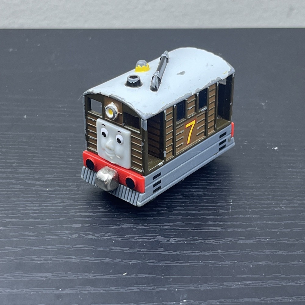 Thomas & Friends Toby Tram Engine Take-N-Play 2009 Gullane‎ Die-Cast Train